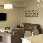 Apartment Kadrovilla Ii